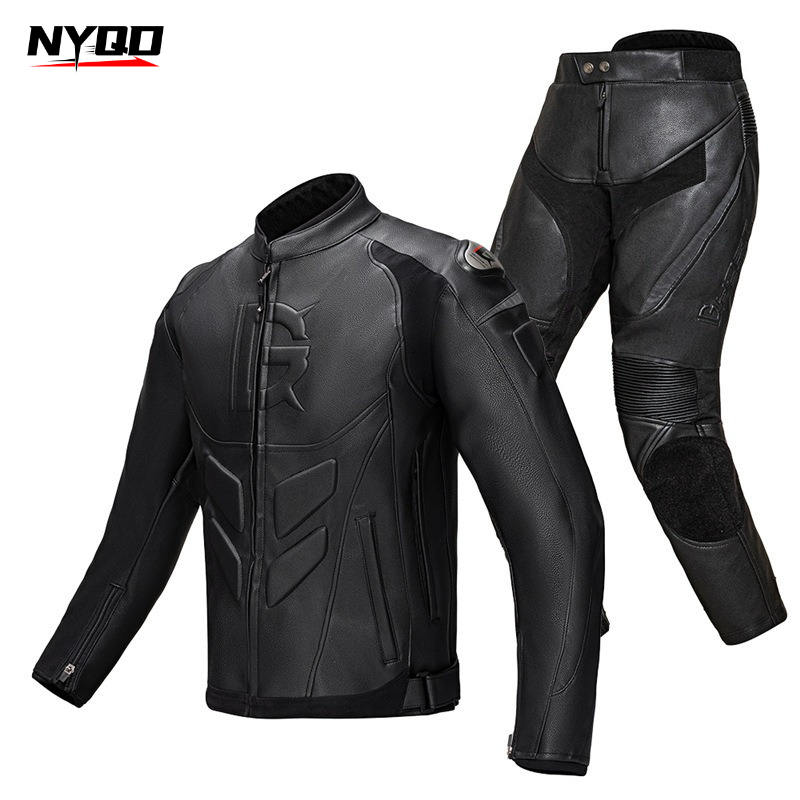 Completo da Moto Invernale in  - Motorcycle Gear Women Pants recensione e prezzo